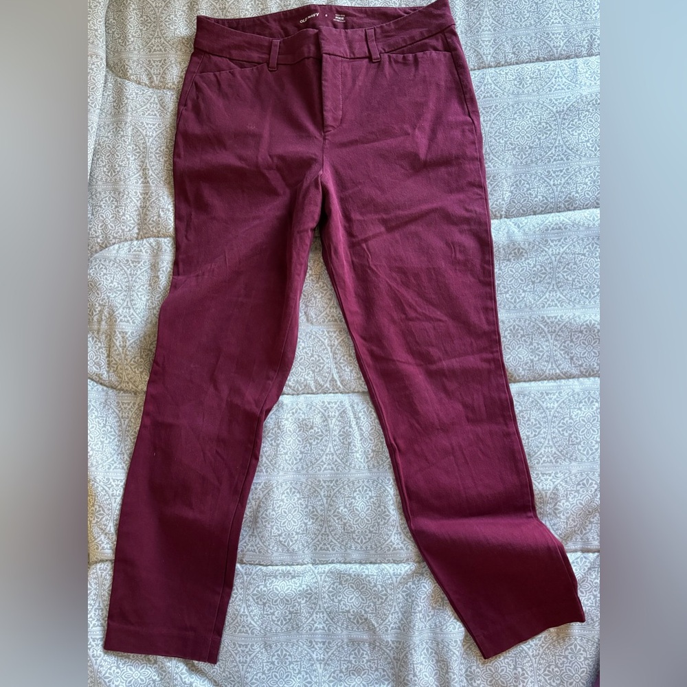 Old Navy maroon pants. Size 6